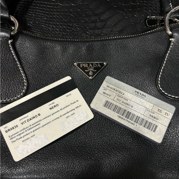 Authentic PRADA black Vit. Daino B purse - Picture 14 of 14